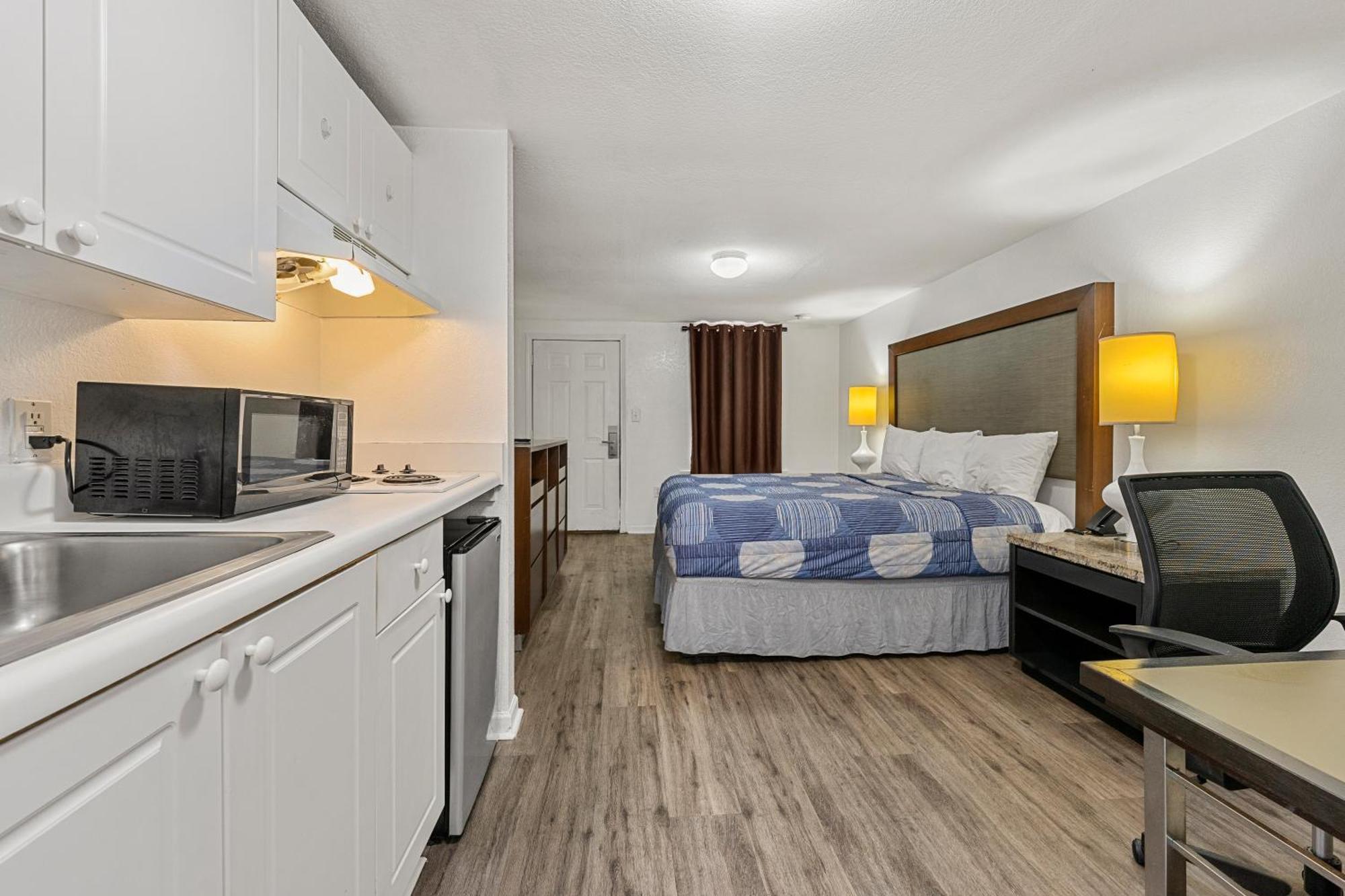 Extended Stay Studios Montgomery Exterior photo