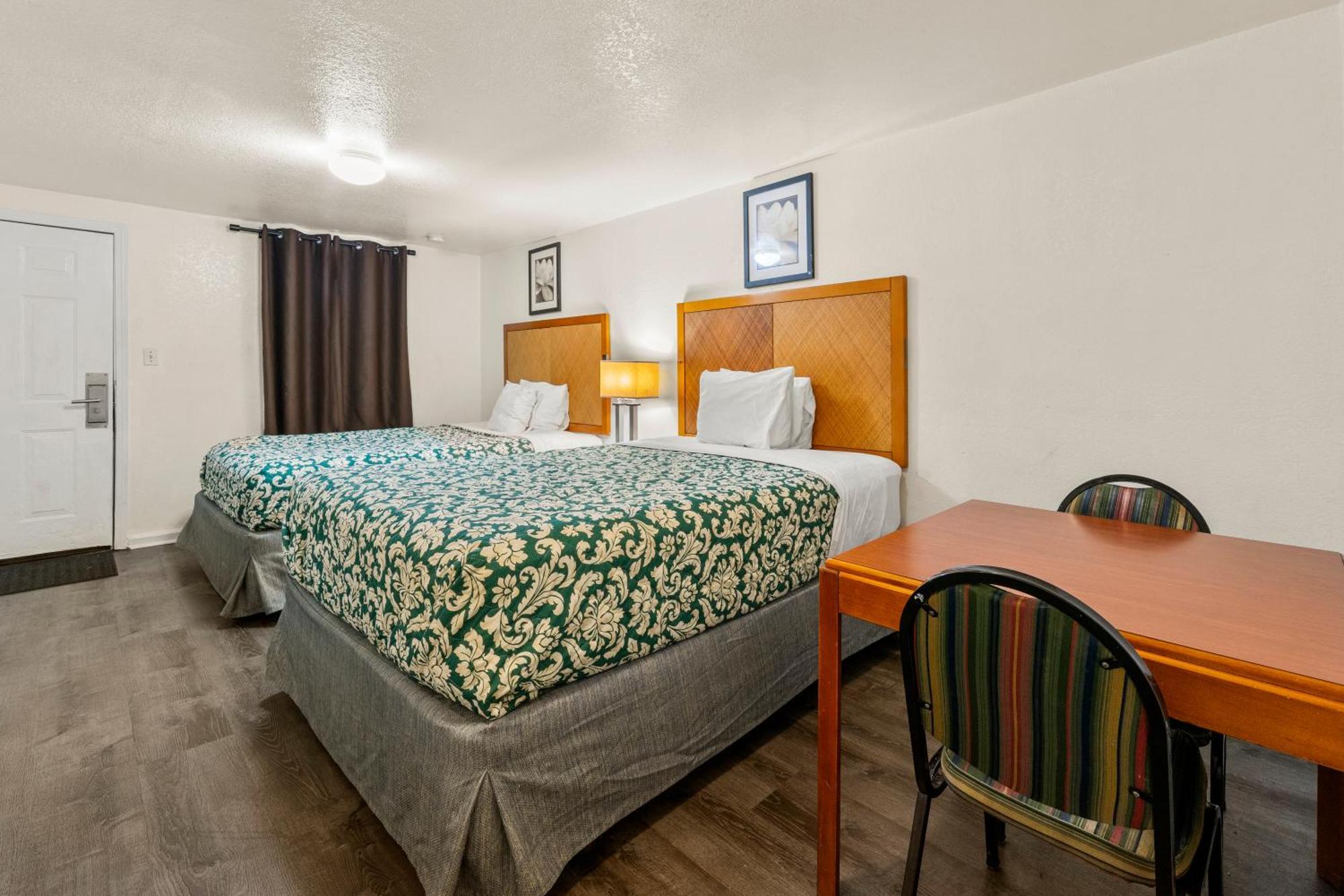 Extended Stay Studios Montgomery Exterior photo